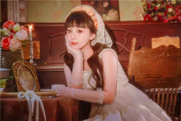 北京草房妹妹笑笑-3.png