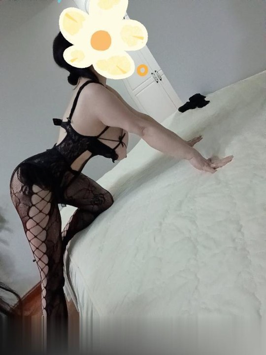 湖南-长沙天心区巨乳少妇-2.jpg
